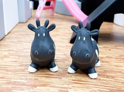 Monochrome - Image 2